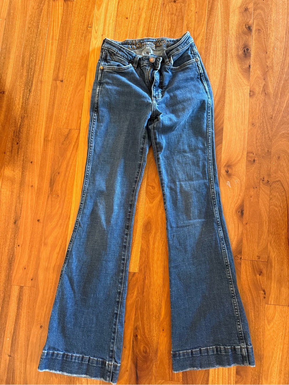 Wrangler Women's high rise Dark TrouserJeans